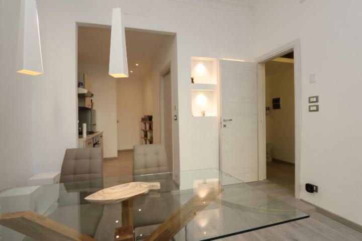 Exclusive Apt Really Downtown - Free Private Parking Included! Γένοβα Εξωτερικό φωτογραφία