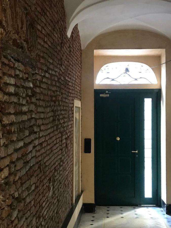 Exclusive Apt Really Downtown - Free Private Parking Included! Γένοβα Εξωτερικό φωτογραφία